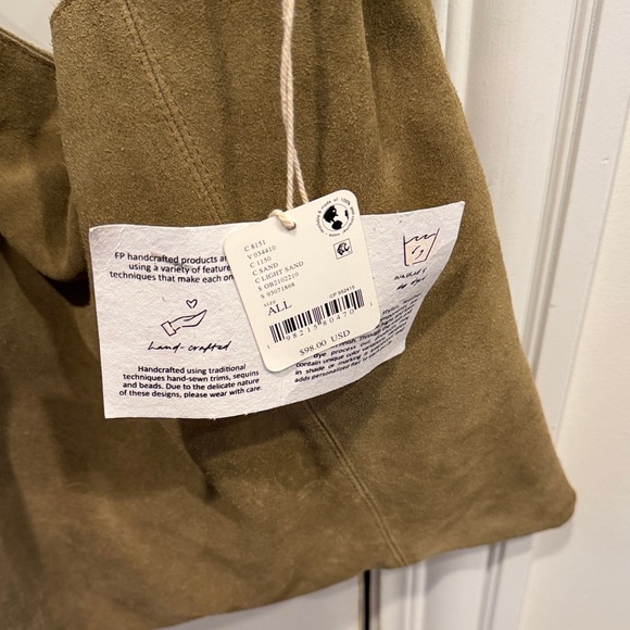 NWT Free People Bobby Slouchy Suede Hobo Shoulder Bag in Sand - Picture 3 of 5